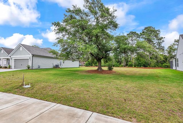 1565 Crested Iris Way, North Myrtle Beach, SC 29582