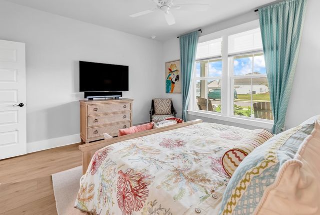 1565 Crested Iris Way, North Myrtle Beach, SC 29582