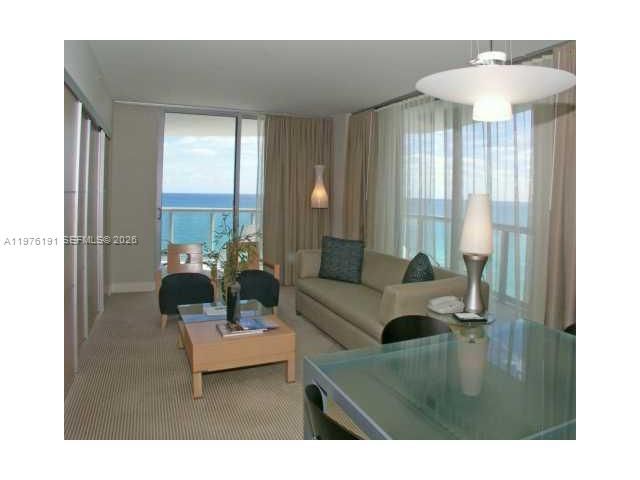 18683 COLLINS AV 2306, Sunny Isles Beach, FL 33160