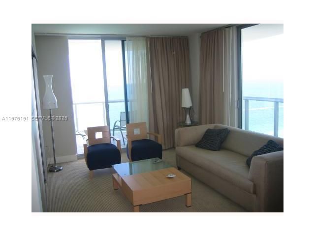 18683 COLLINS AV 2306, Sunny Isles Beach, FL 33160