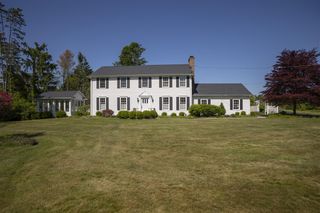 8600 S 12th Street, Portage, MI 49024