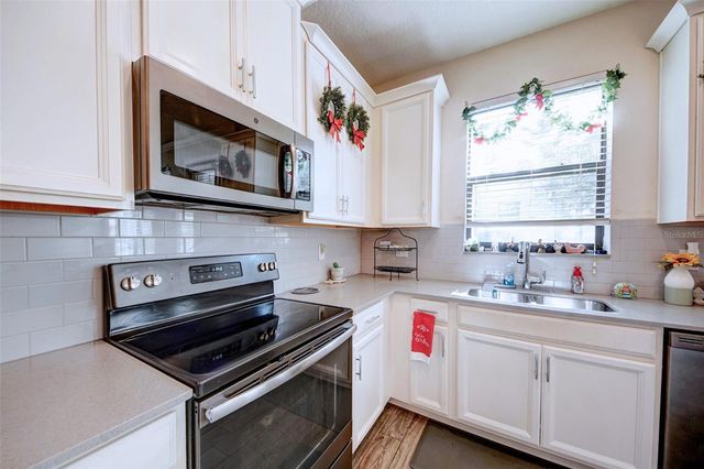 8506 WINGFOOT ROAD, Davenport, FL 33896