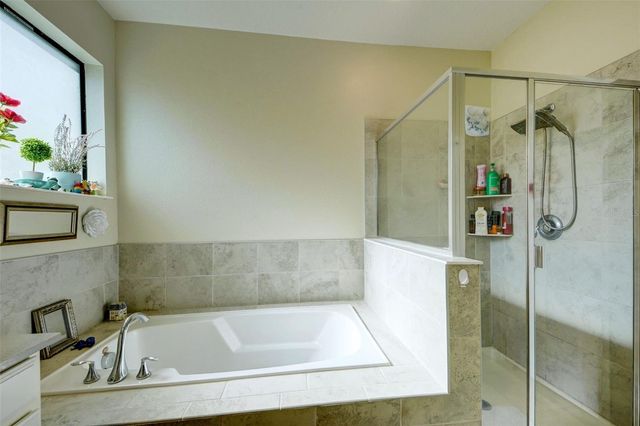 8506 WINGFOOT ROAD, Davenport, FL 33896