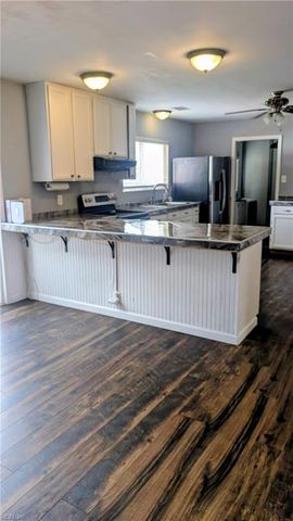 4412 Paul Jones LN, Virginia Beach, VA 23455