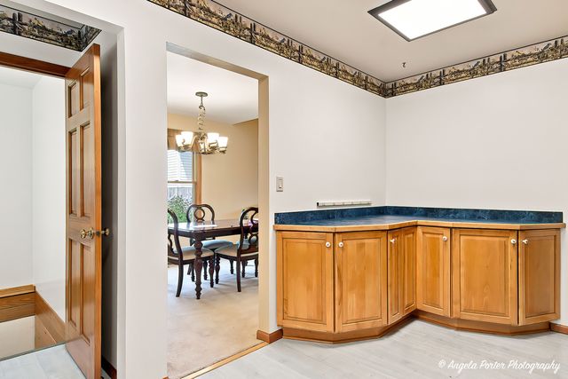 5009 Sandburg Drive, Mchenry, IL 60050