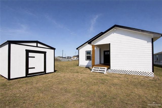 309 Felicidad Avenue, Donna, TX 78537