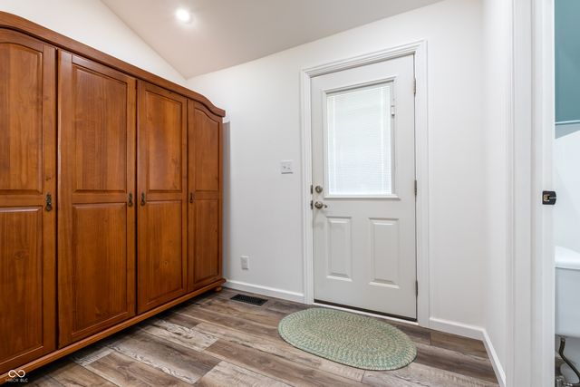 10021 N 400 W, Fountaintown, IN 46130