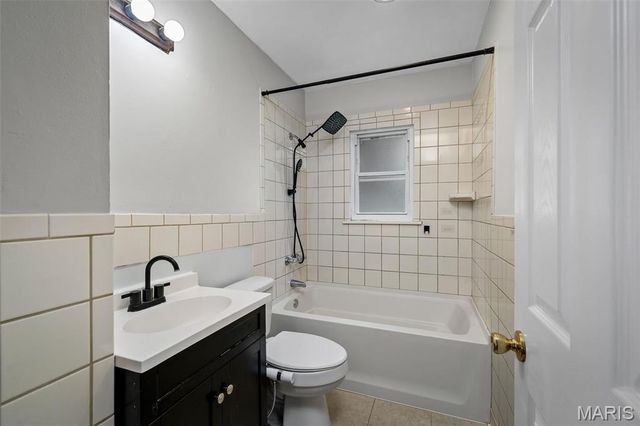 2119 Linnus Drive, High Ridge, MO 63049