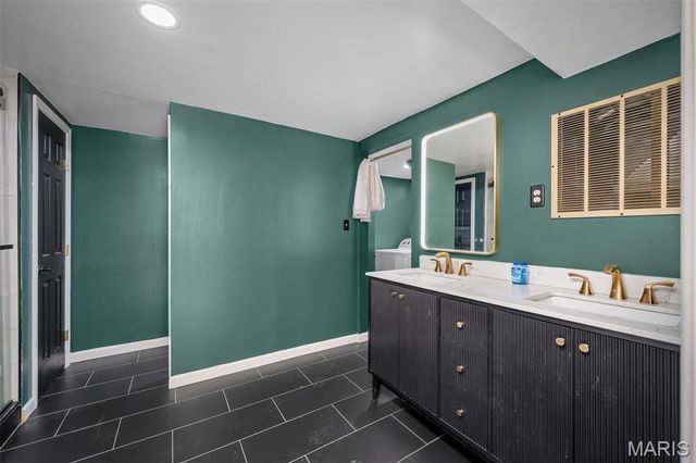 2119 Linnus Drive, High Ridge, MO 63049