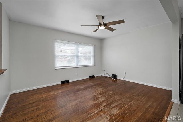 2119 Linnus Drive, High Ridge, MO 63049