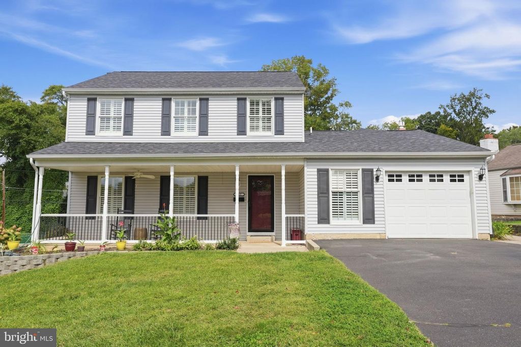 335 BERKSHIRE RD, FAIRLESS HILLS, PA 19030 — photo 2