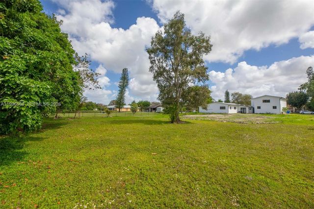 17101 SW 48th St 0, Southwest Ranches, FL 33331