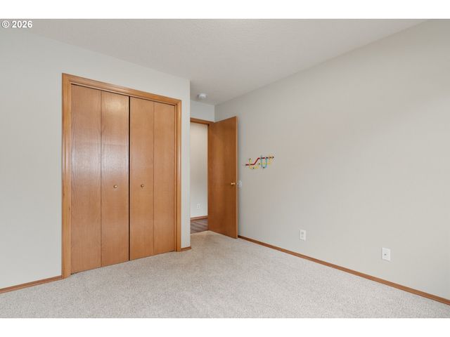 1905 N WESTLAKE Loop, Newberg, OR 97132