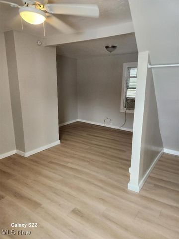 7127 Deveny Avenue, Cleveland, OH 44105