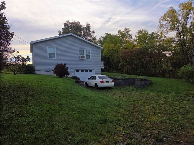 4595 County Road 1, Gorham, NY 14424