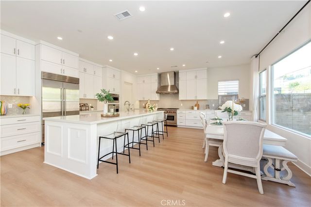 100 Bright Star, Irvine, CA 92618