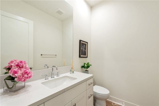 100 Bright Star, Irvine, CA 92618