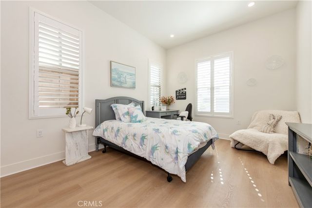 100 Bright Star, Irvine, CA 92618