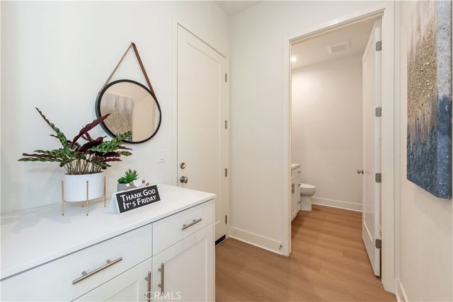 100 Bright Star, Irvine, CA 92618