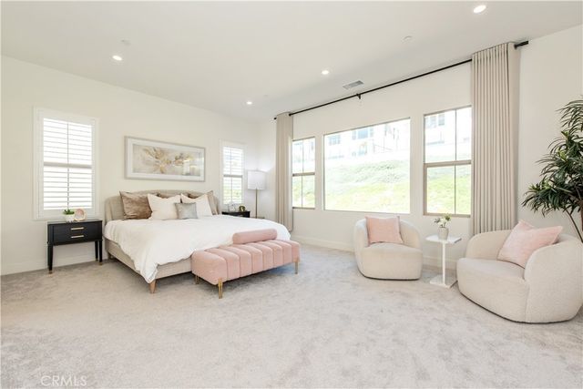 100 Bright Star, Irvine, CA 92618