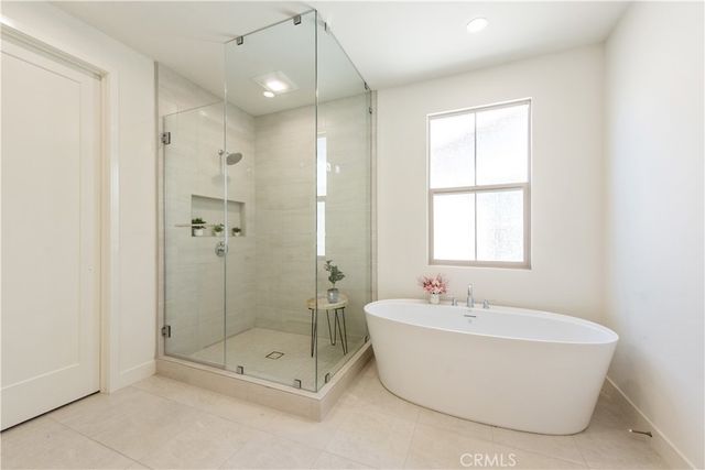 100 Bright Star, Irvine, CA 92618