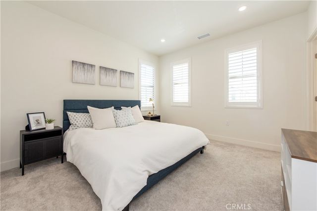 100 Bright Star, Irvine, CA 92618