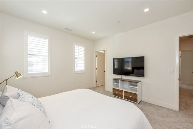 100 Bright Star, Irvine, CA 92618