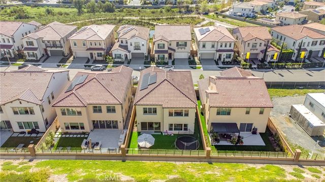 100 Bright Star, Irvine, CA 92618