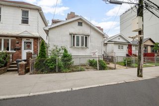 1114 Banner Avenue, Brooklyn, NY 11235