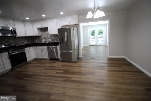 9003 ANNA DR, Clinton, MD 20735