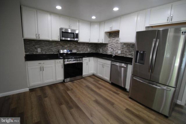 9003 ANNA DR, Clinton, MD 20735