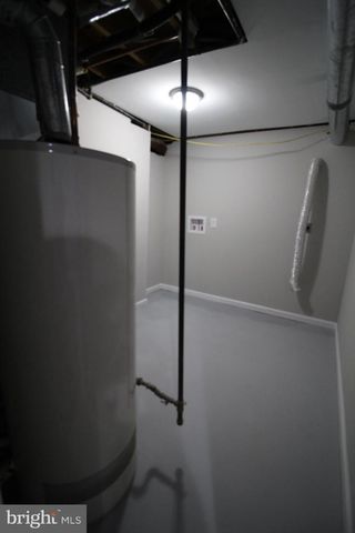 9003 ANNA DR, Clinton, MD 20735