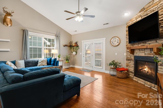 12 Hyde Park Place, Arden, NC 28704