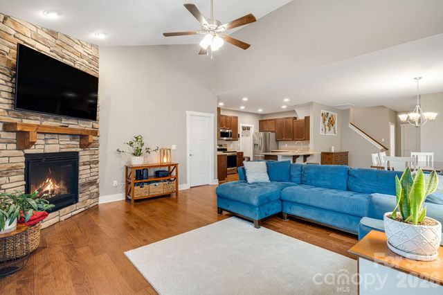 12 Hyde Park Place, Arden, NC 28704