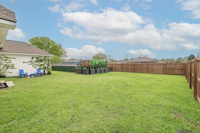 3887 Cane Ridge Dr, Addis, LA 70710