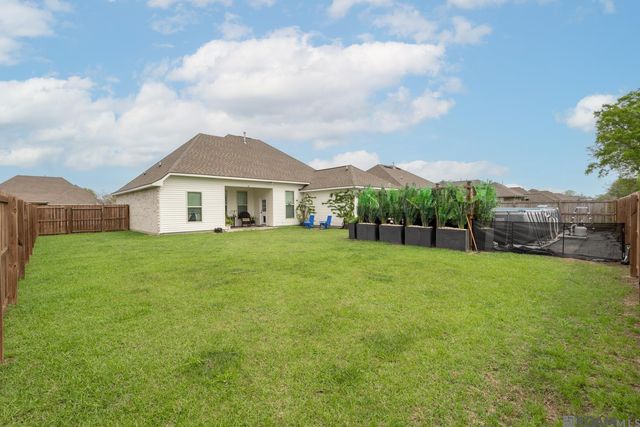 3887 Cane Ridge Dr, Addis, LA 70710