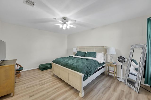 29705 Meridian Hill Drive, Spring, TX 77386