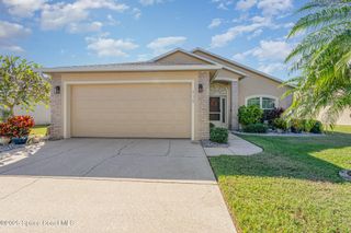 918 Pine Creek Circle NE, Palm Bay, FL 32905