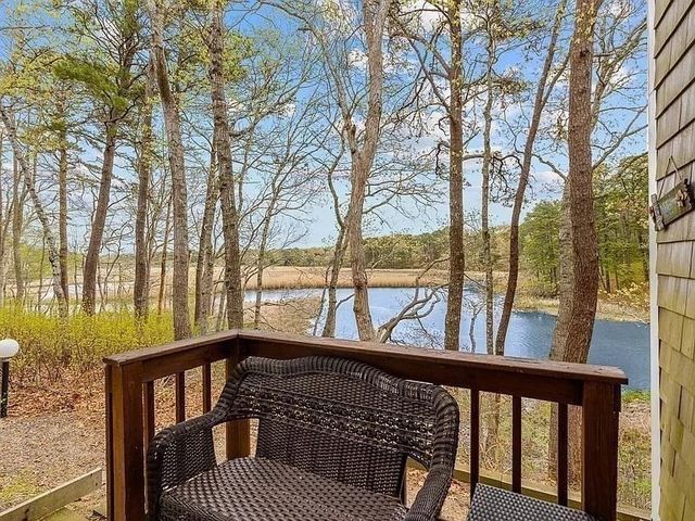 15 Riverview Ave D, Mashpee, MA 02469