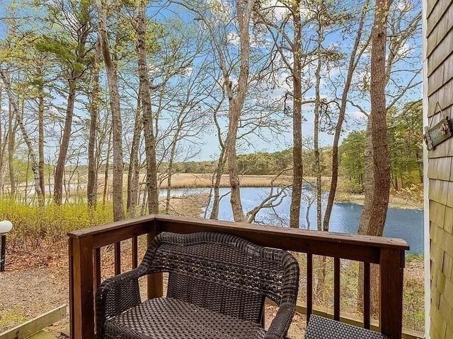 15 Riverview Ave D, Mashpee, MA 02469