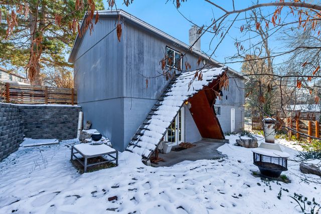 7609 S 2700 E, Cottonwood Heights, UT 84121