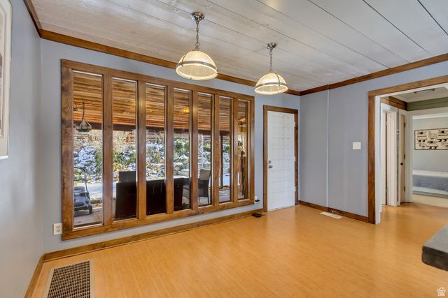 7609 S 2700 E, Cottonwood Heights, UT 84121