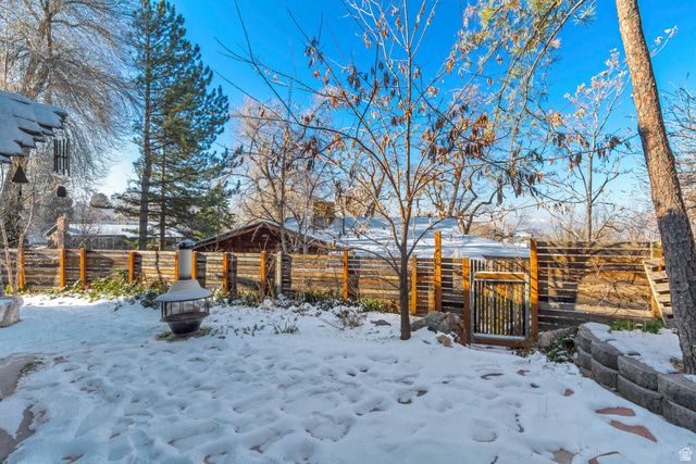 7609 S 2700 E, Cottonwood Heights, UT 84121