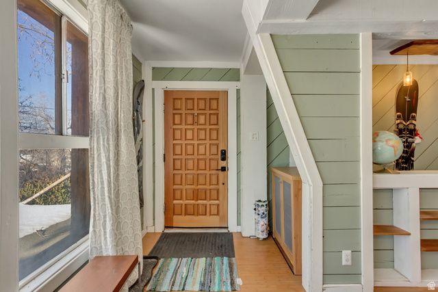 7609 S 2700 E, Cottonwood Heights, UT 84121