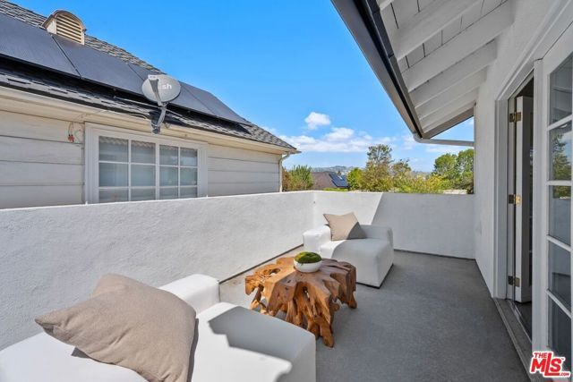 491 S Spalding Drive, Beverly Hills, CA 90212