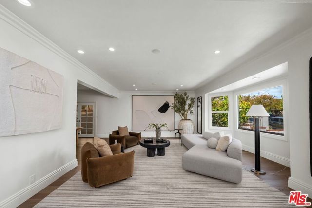 491 S Spalding Drive, Beverly Hills, CA 90212