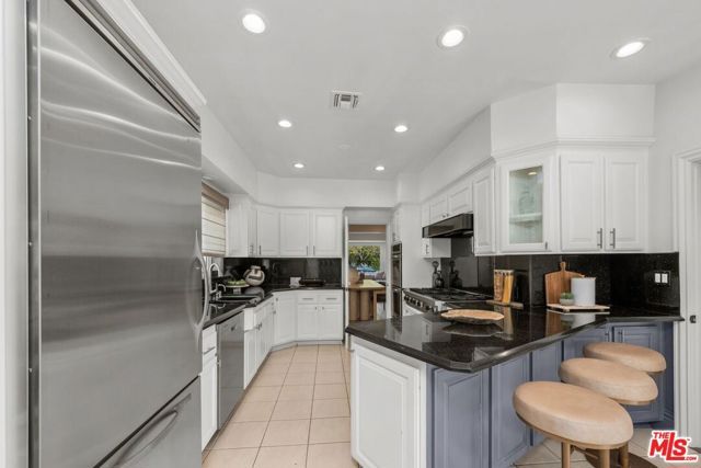 491 S Spalding Drive, Beverly Hills, CA 90212