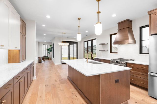 857 Ravenstone Drive, Lafayette, IN 47909