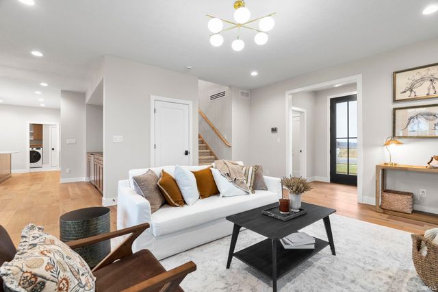 857 Ravenstone Drive, Lafayette, IN 47909