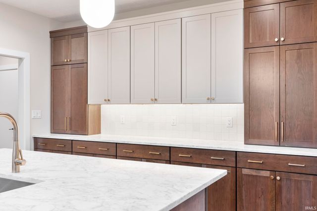 857 Ravenstone Drive, Lafayette, IN 47909